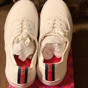 💯 Authentic Tory Burch sneakers